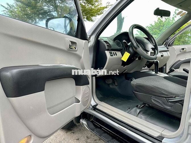 Mitsubishi Triton 2009 Tự Động 2 Cầu