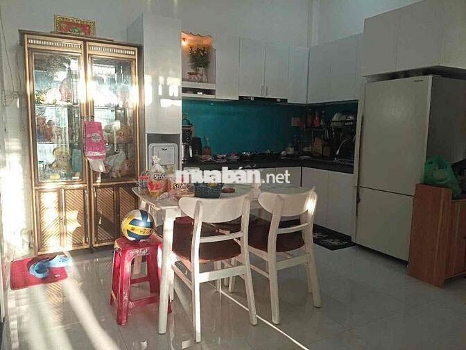 Căn Góc 2 Mặt Hẻm Lư Giang Phước Đồng Nha Trang