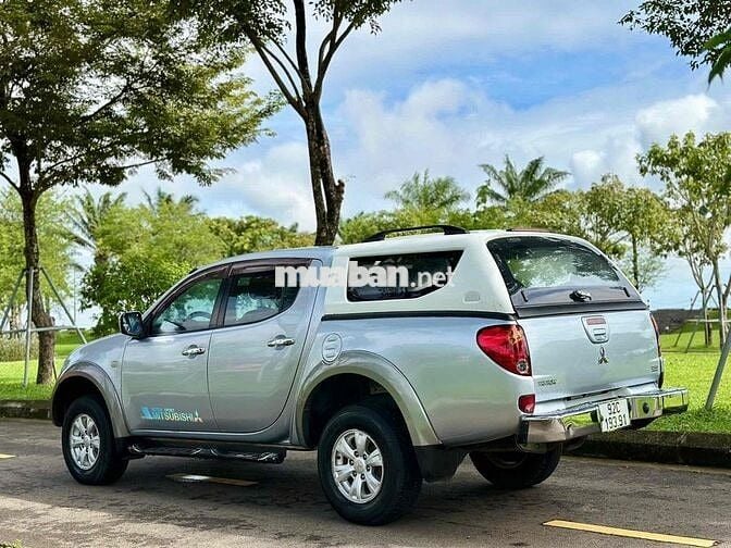 Mitsubishi Triton 2009 Tự Động 2 Cầu