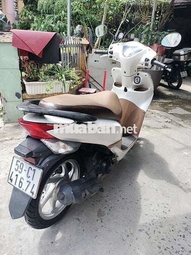 Bán xe vison màu trắng 9 chủ