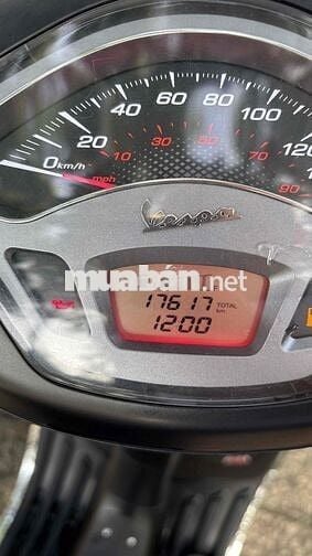 Vespa 125 2021