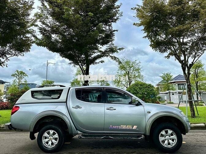 Mitsubishi Triton 2009 Tự Động 2 Cầu