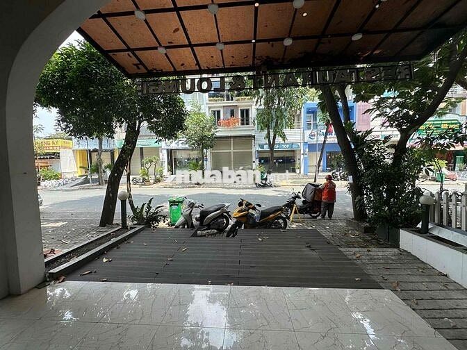 Mặt bằng Phú Mỹ Hưng - Kinh doanh đa ngành nghề