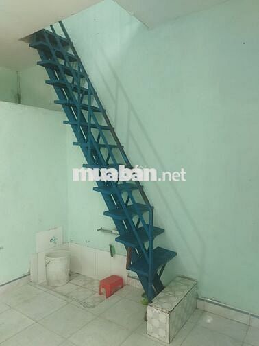 Phòng trọ khu Bảy Hiền Bàu Cát, lối đi riêng, giờ giấc tự do, WC riêng