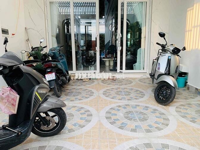 🏡NHÀ BÁN GẦN NGÃ TƯ QL1 -PHAN VĂN HỚN-BÀ ĐIỂM