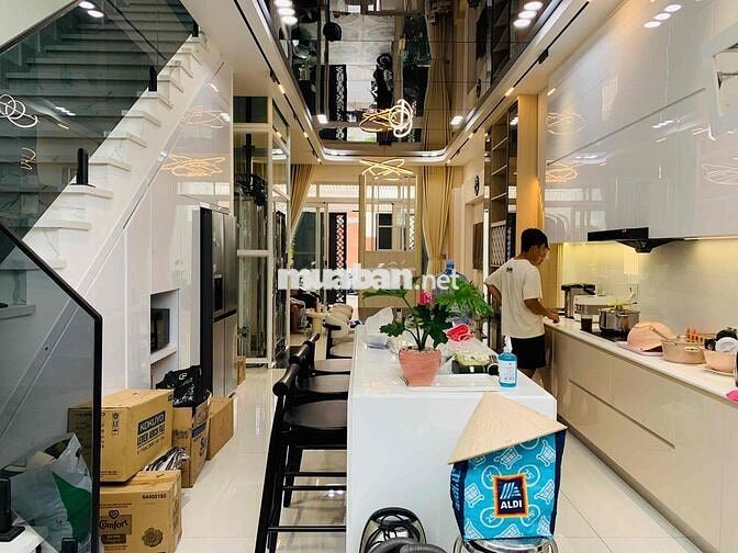 🏡NHÀ BÁN GẦN NGÃ TƯ QL1 -PHAN VĂN HỚN-BÀ ĐIỂM