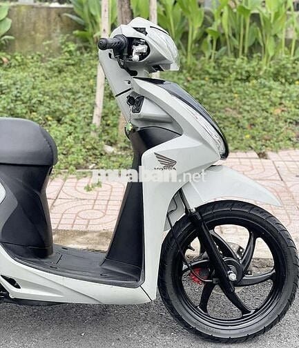 Vision xe đẹp BCT đưa 12 củ nhận xe