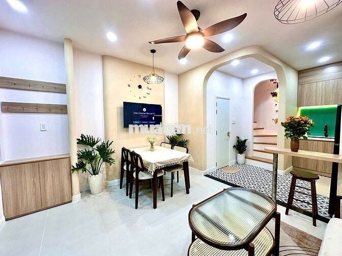 Bán nhà 2 mặt hẻm Lê Văn Sỹ Q3 – 26m² – Giá 4.65 tỷ TL