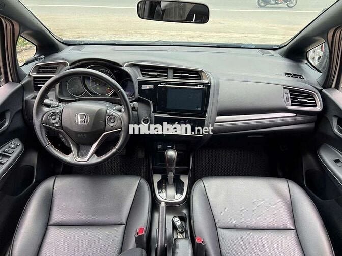 💚💚 Honda Jazz 2018 RS - Odo 39900 km