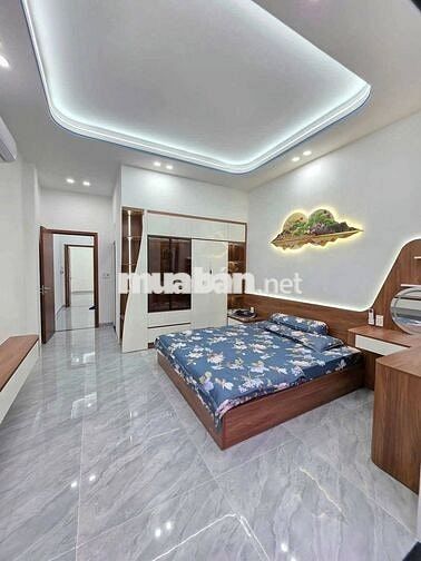 NHÀ PHỐ KIẾN TRÚC CHÂU ÂU 1TRỆT+2LẦU, 3PN, 4WC, MT ĐƯỜNG NHỰA, VỈA HÈ