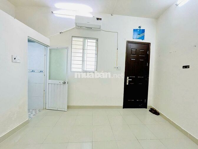 STUDIO NHỎ XINH NGAY GẦN ĐH HUTECH, GTVT - 20M2 - HẦM XE - THANG MÁY