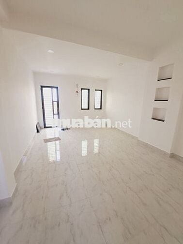 Bán nhà P5 Q11 56m2 5 tầng ~9tỷ. Hẻm 6m thông đường Hòa Bình. Đầm Sen.