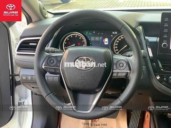 Toyota Camry 2022 2.0 Q - siêu lướt 24.000 km