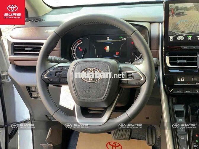Toyota Innova Cross 2024 - siêu lướt