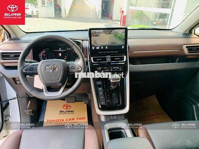 Toyota Innova Cross 2024 - siêu lướt