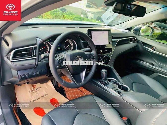 Toyota Camry 2022 2.0 Q - siêu lướt 24.000 km