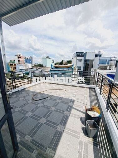 Bán nhà P5 Q11 56m2 5 tầng ~9tỷ. Hẻm 6m thông đường Hòa Bình. Đầm Sen.