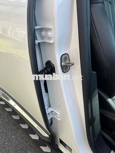 Peugeot 5008 2018 1.6L Turbo - 90000 km
