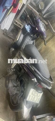 Đang cân tiền nên bán.
