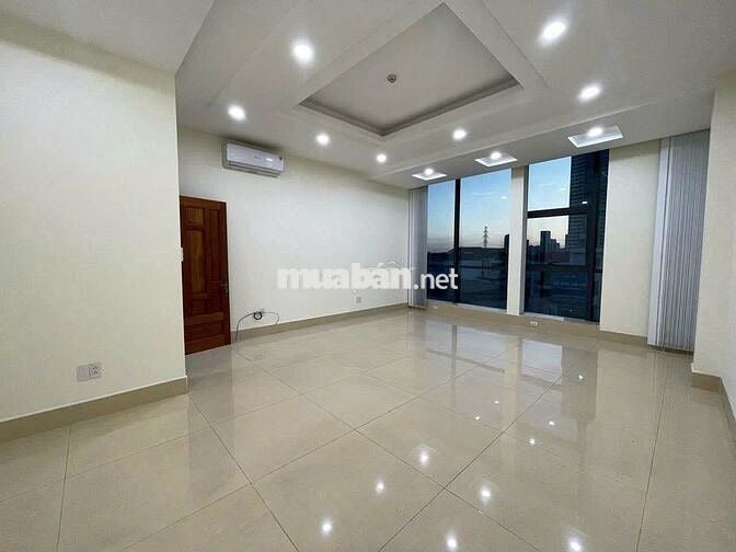 Chính chủ cho thuê mặt bằng vp 40m2 mặt tiền đường Huỳnh Tấn Phát