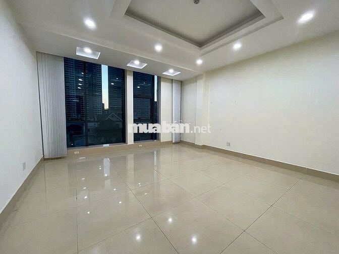 Chính chủ cho thuê mặt bằng vp 40m2 mặt tiền đường Huỳnh Tấn Phát