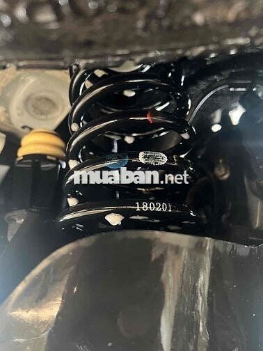 Peugeot 5008 2018 1.6L Turbo - 90000 km