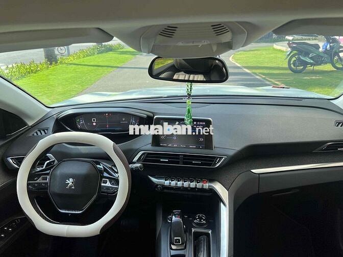 Peugeot 5008 2018 1.6L Turbo - 90000 km