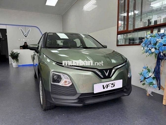 Vf5 trả trước 0Đ, lắp trạm sạc nhà 10 năm miễn phí