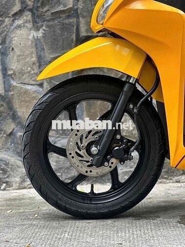 Xe Vision đời 2016 đk2022 bstp(viết giấy cửa hàng)