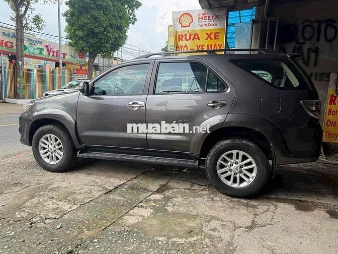 Toyota Fortuner 2016 - 180000 km