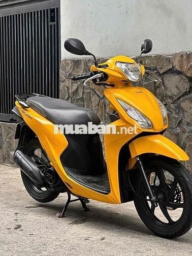 Xe Vision đời 2016 đk2022 bstp(viết giấy cửa hàng)