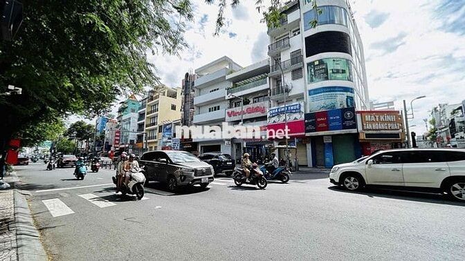 Cho thuê nhà 4 tầng, Nguyễn Huy Tự, Quận 1 - ngã tư trọng điểm kd VIP