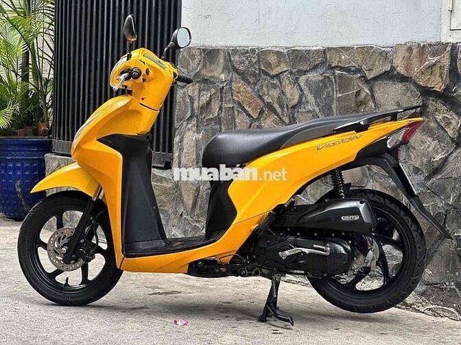 Xe Vision đời 2016 đk2022 bstp(viết giấy cửa hàng)