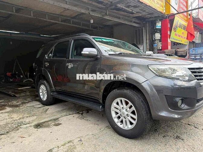 Toyota Fortuner 2016 - 180000 km