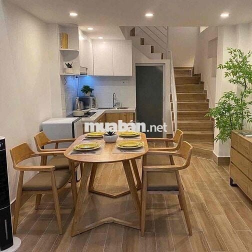 CHO THUÊ HOMESTAY Q4 FUN NỘI THẤT CHỈ VIỆC SÁCH VALI VÀO Ở KÈO THƠM CH