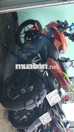 Kawasaki pulsar 200