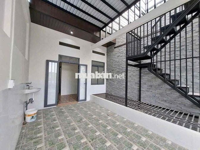 Nhà lầu mới đẹp 3 phòng KdC Phú An
