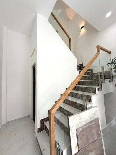 Nhà mới vào ở ngay đường Phạm Văn Chiêu, Gò Vấp, giá ngộp còn 3 tỷ