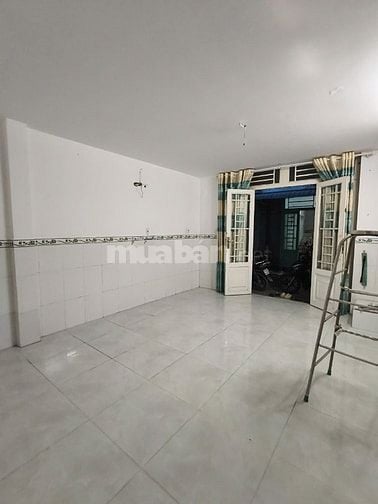 Cần bán nhà gấp,Hóc Môn, nhà đẹp thoáng mát 