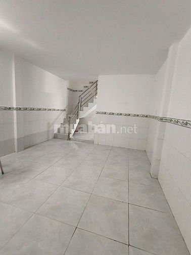 Cần bán nhà gấp,Hóc Môn, nhà đẹp thoáng mát 