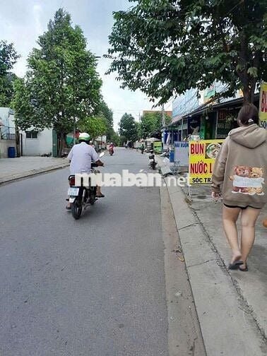Bán nhà 2 tầng Mặt tiền Giồng Lớn,cạnh bên Trường Nguyễn Thị Hạnh