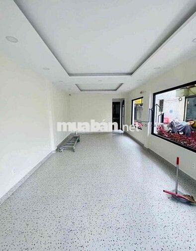Cho thuê nhà 3 tầng mặt tiền Lê Đình Lý trung tâm Đà Nẵng