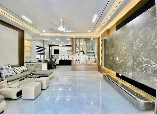 Gần ngay sân bóng Tân Mai - ngõ thông - nhà mới - 50m2 - 5T - hơn 7 tỷ