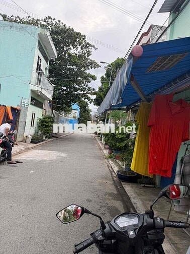 nhà thuê hồ Ngọc lãm an lạc bình Tân DT 48m giá 4,5tr