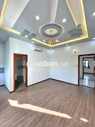 NHÀ 3 TẦNG NGAY CÔNG VIÊN NAM LONG - CHỈ 5,3 TỶ