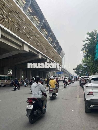 10.9 tỷ ô tô đỗ cửa Chính Kinh, Kinh Doanh tốt 26mx4 tầng