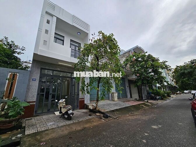 Bán nhà đường b5 kdc hưng phú 1 gần đường lý thái tổ rẻ nhất 4,099 tỷ