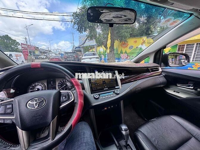 Toyota Innova 2017 2.0 Venturer - 90000 km