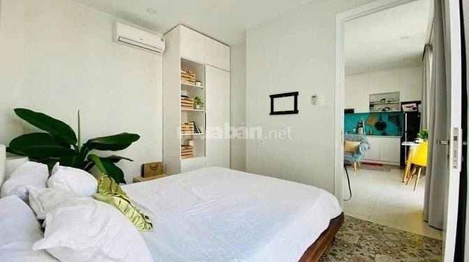 Tòa nhà CHDV MT ngay Quốc Hương, Thảo Điền (8.2x26m) HDT 120 triệu/th