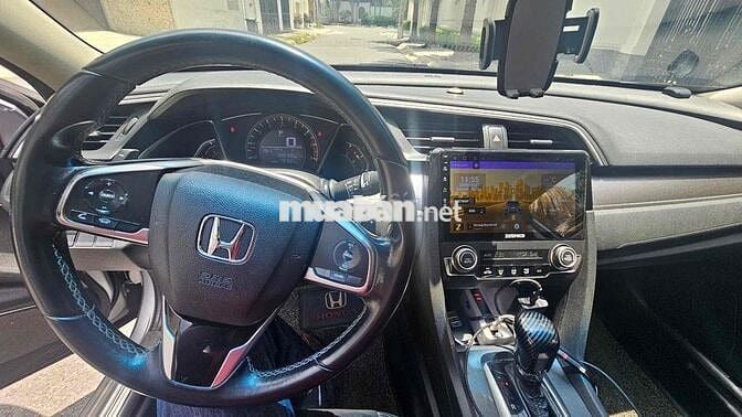 Honda Civic 2018 1.8 E - 100000km
